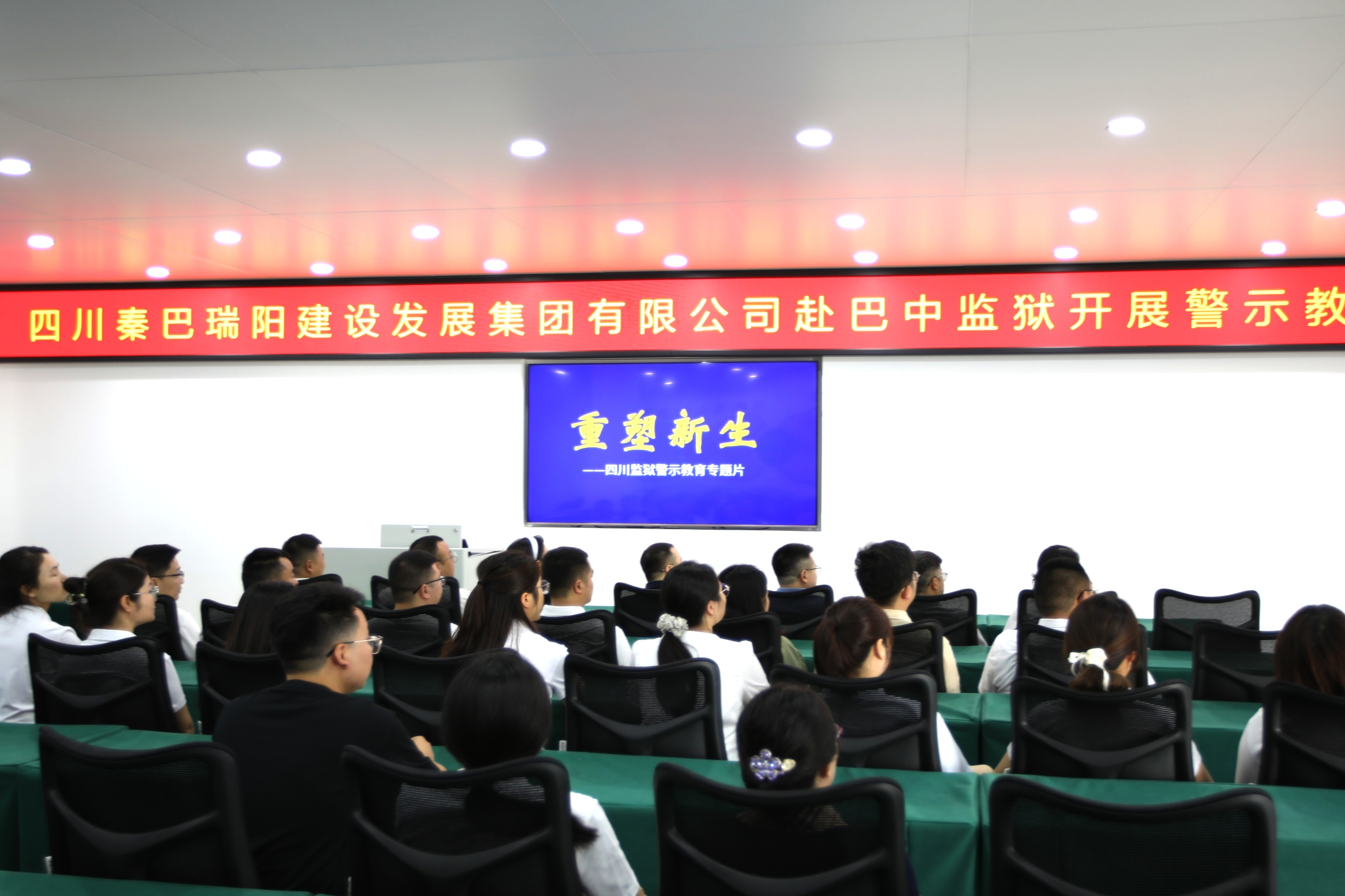 活动图片.png 活动图片.png